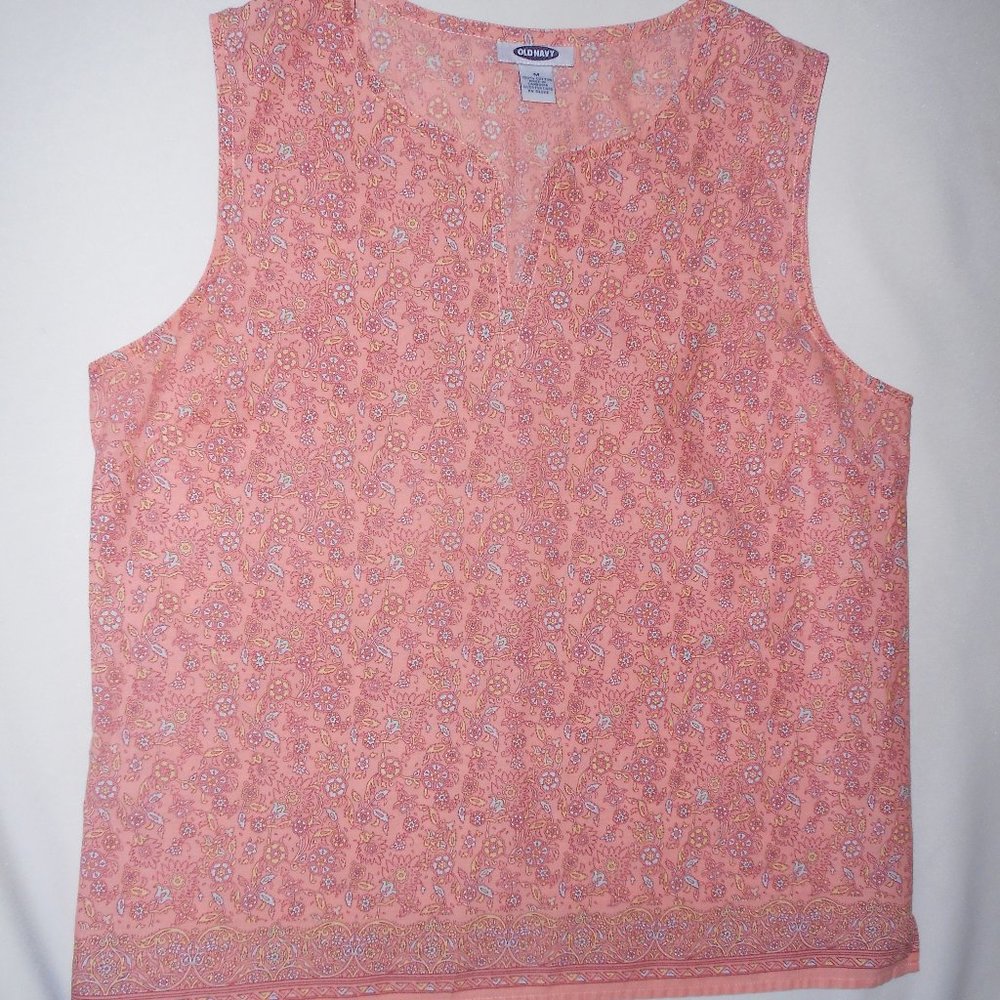 Old Navy Peach Paisley sleeveless top Medium